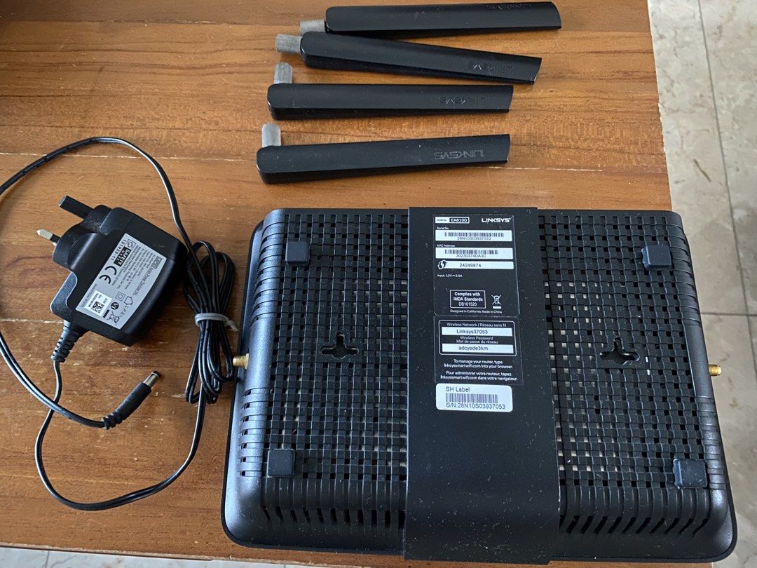 Linksys EA8100 Wireless Router439569422212157441