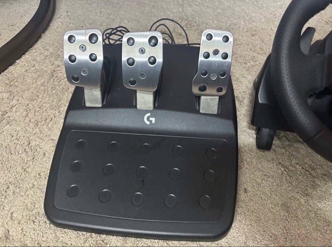 Logitech G923 Steering Wheel and Pedals, Video Gaming, Video Game ...