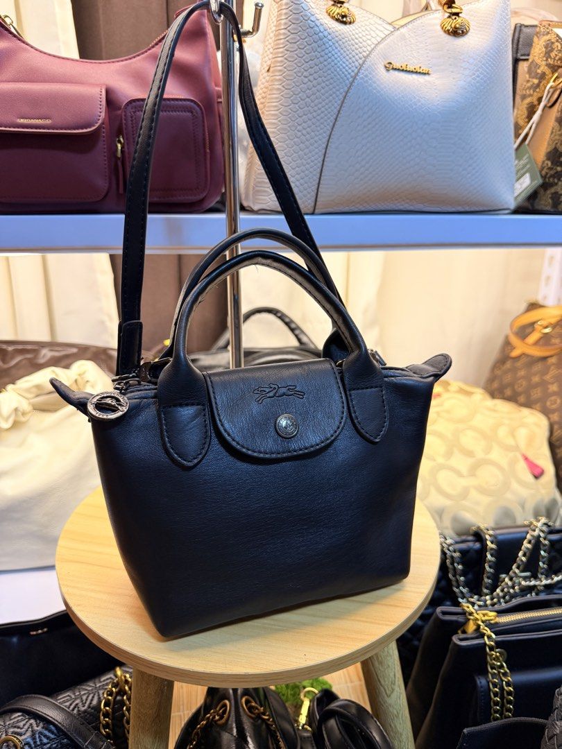 Longchamp Le Pliage Cuir Mini Bag (Category: Luxury Bags & Wallets) located in Manila. Submitted by prince051097 (Listing ID 1430106241, Image 1). Description: No issue.