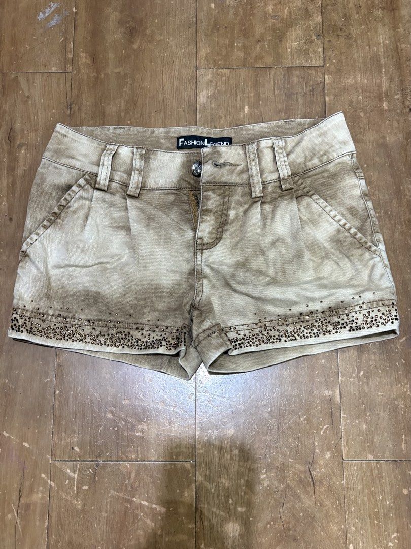 Y2k Low-rise Tan Shorts with Gems (Category: Shorts) located in Manila. Submitted by agldnlrms (Listing ID 1430127028, Image 1). Description: .