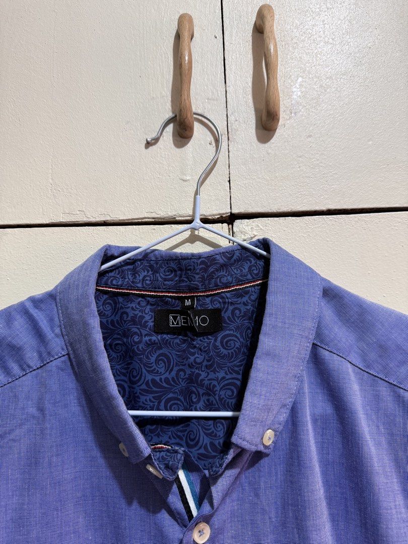 Memo polo (Category: Tshirts & Polo Shirts ) located in Quezon City. Submitted by elleshops (Listing ID 1430076892, Image 2). Description: Never used just stored With flaw, see last pic.