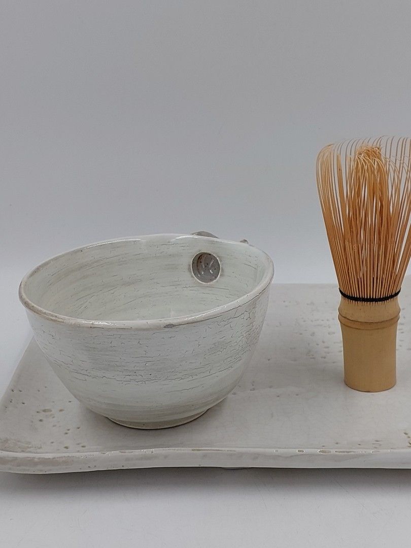 Milky White Stoneware Katakuchi (Category: Coffee & Tea Tableware) located in Quezon City. Submitted by curated.stoneware.ph. (Listing ID 1430209202, Image 3). Description: Milky white stoneware set 🤍 4 x 2.5 inches With small paint chip—please check last photo for details. Clean, minimal, and perfect for your matcha ritual 🍵 ‼️whisk not included.