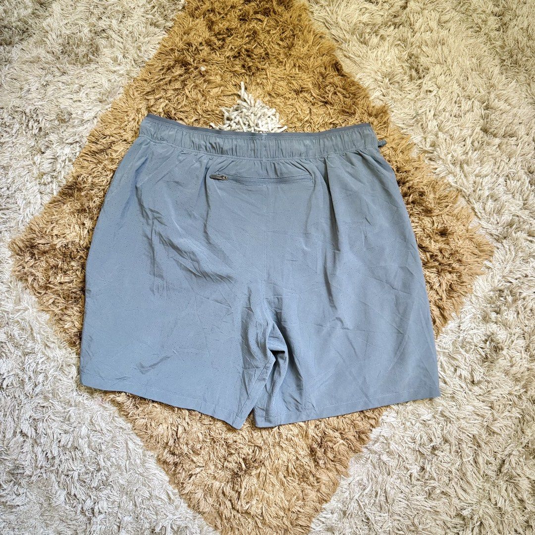 New Balance RC Running Shorts (Category: Activewear) located in Manila. Submitted by visvim24 (Listing ID 1430143215, Image 3). Description: .