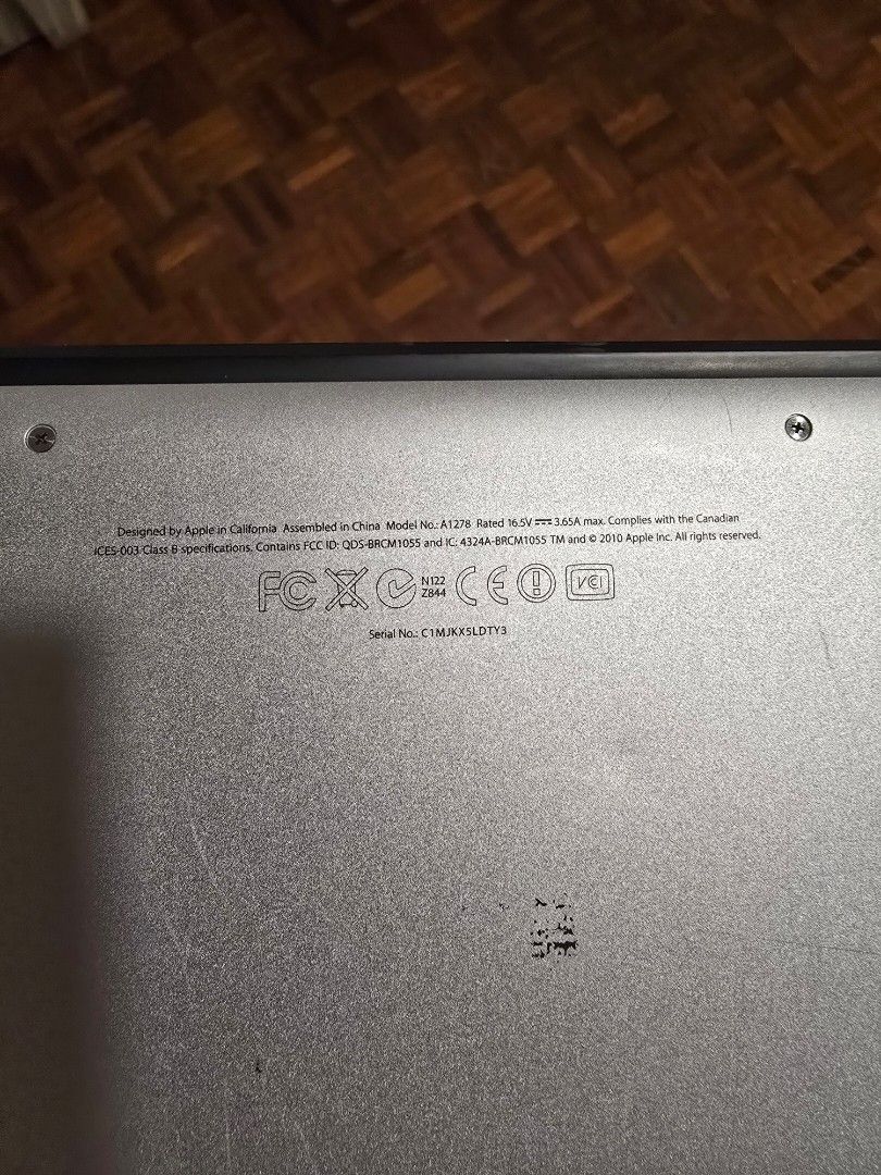 Old MacBook Pro420613750879037443