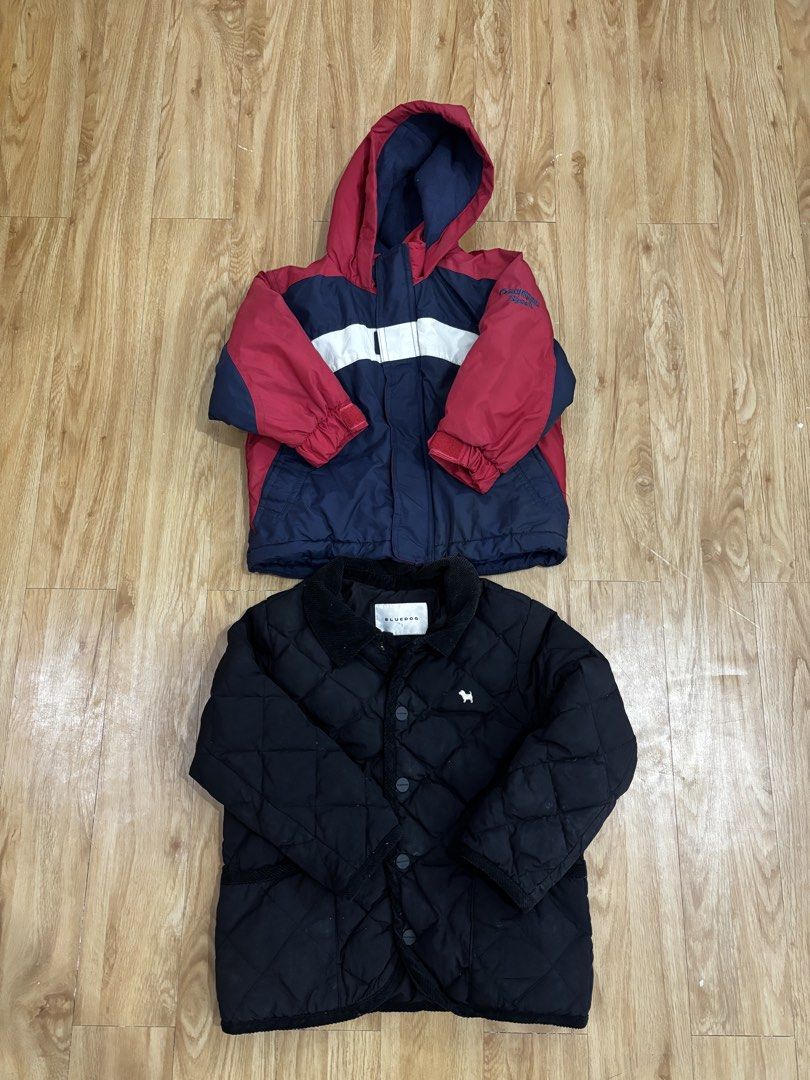 Oshkosh & Blue dog puffer jacket (Category: Babies & Kids Fashion) located in Valenzuela. Submitted by cmdgbaby (Listing ID 1430086736, Image 1). Description: take all puffer jacket Oshkosh & Blue dog 2-3 y *w washable stain* ₱450.