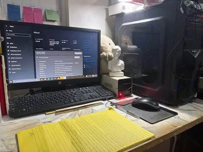 PC Set (Non-gaming) (Category: Desktops) located in Dasmarinas. Submitted by hopefullyyoursph (Listing ID 1430156614, Image 1). Description: PC set includes: - HP Monitor - CPU - Logitech Keyboard (Wired) + AVAILABLE ANOTHER 2 KEYBOARDS (DELL AND LOGITECH —FREE IF 7k PC SET WILL BE AVAILED / IF PER PIECE, ONLY FOR Php 350 EACH) - Logitech Mouse (Wired) - Logitech Webcam Not recommended for hard gaming unless you will have plans to upgrade RAM Bes