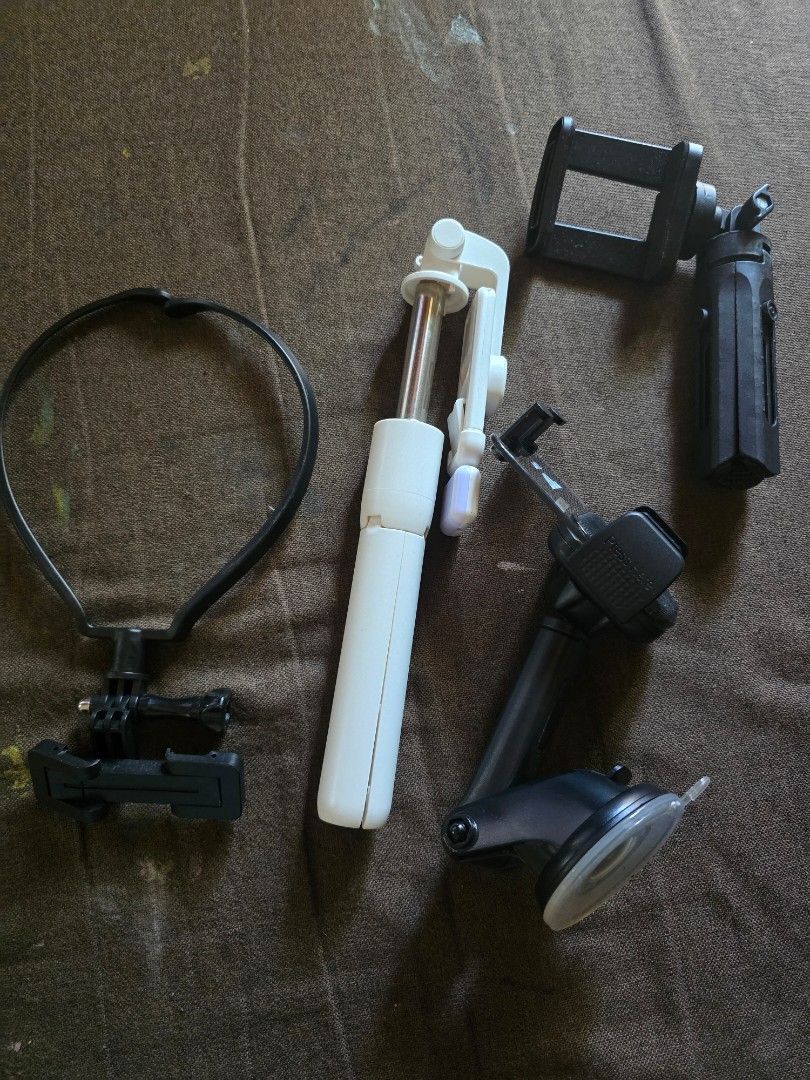 Phone Mounts and Selfie Stick Take All (Category: Mounts & Holders) located in Teresa. Submitted by buyitfrombelle (Listing ID 1430043985, Image 1). Description: Take all. with minor flaws but useful. j&T / lalamove payment first rfs: decluttering .