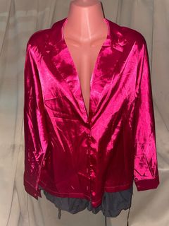 (Category: ) located in . Submitted by closetbymint (Listing ID 1430045791, Image 1). Description: .