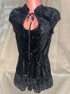 (Category: ) located in . Submitted by closetbymint (Listing ID 1430044675, Image 1). Description: .