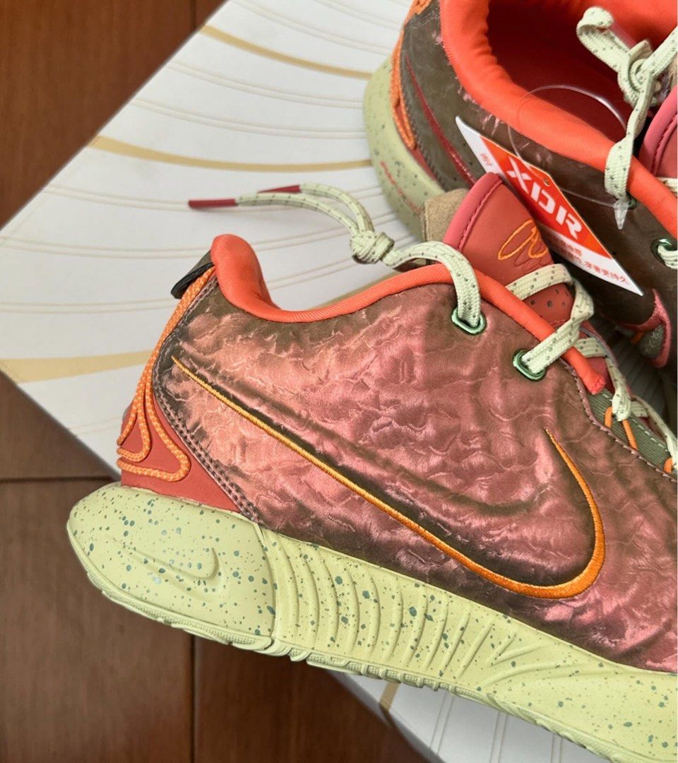 Queen Conch Lebron 21 (Category: Sneakers) located in Quezon City. Submitted by egptasiaco (Listing ID 1430059314, Image 3). Description: .