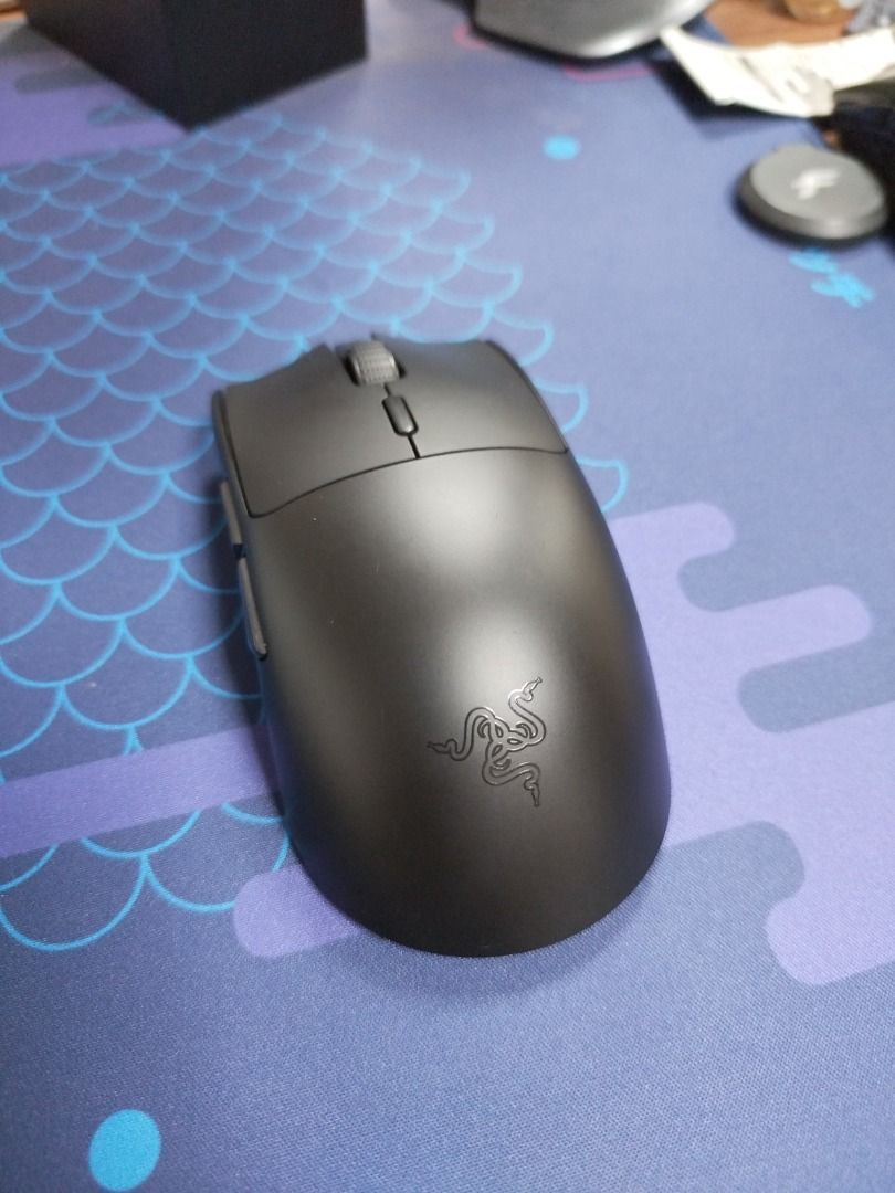 Razer Viper v3 Hyperspeed/ Focus Pro 30k DPI (Category: Mouse & Mousepads) located in Quezon City. Submitted by calibre027 (Listing ID 1430028530, Image 1). Description: Razer Viper v3 Hyperspeed/ Focus Pro 30k DPI ✔ all working, no issue - you can test upon pickup ✔ Focus Pro 30k DPI ✔ SRP is around 4k pesos 👉 Package: mouse, receiver, AA battery installed 👉 RFS: trying other mouse shapes 👉 meetup - Avire Tower Proj.4, Quezon City / sm north,
