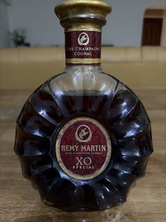 REMYMARUTIN　XO　SPECIAL　FINE　CHAMPAGNE Buy Remy Martin XO 700ml w/Gift Box at the best price - Paneco