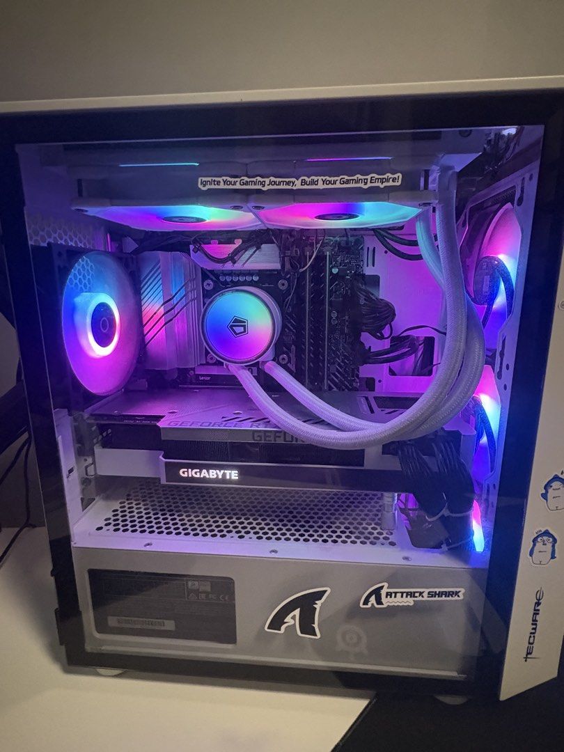 Gaming PC419585724441569281