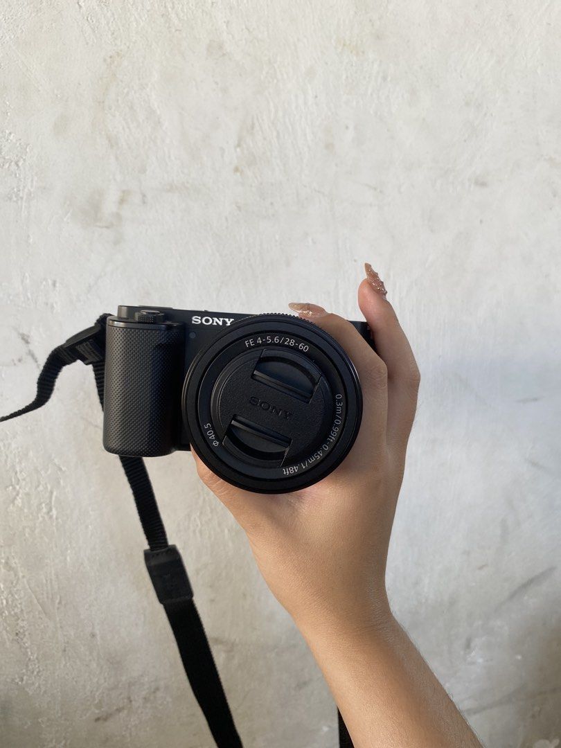 Sony ZV-E10 4K Camera (Category: Cameras) located in Quezon City. Submitted by cheddarscorner (Listing ID 1430101981, Image 2). Description: With box, SD Card, Lens and case..