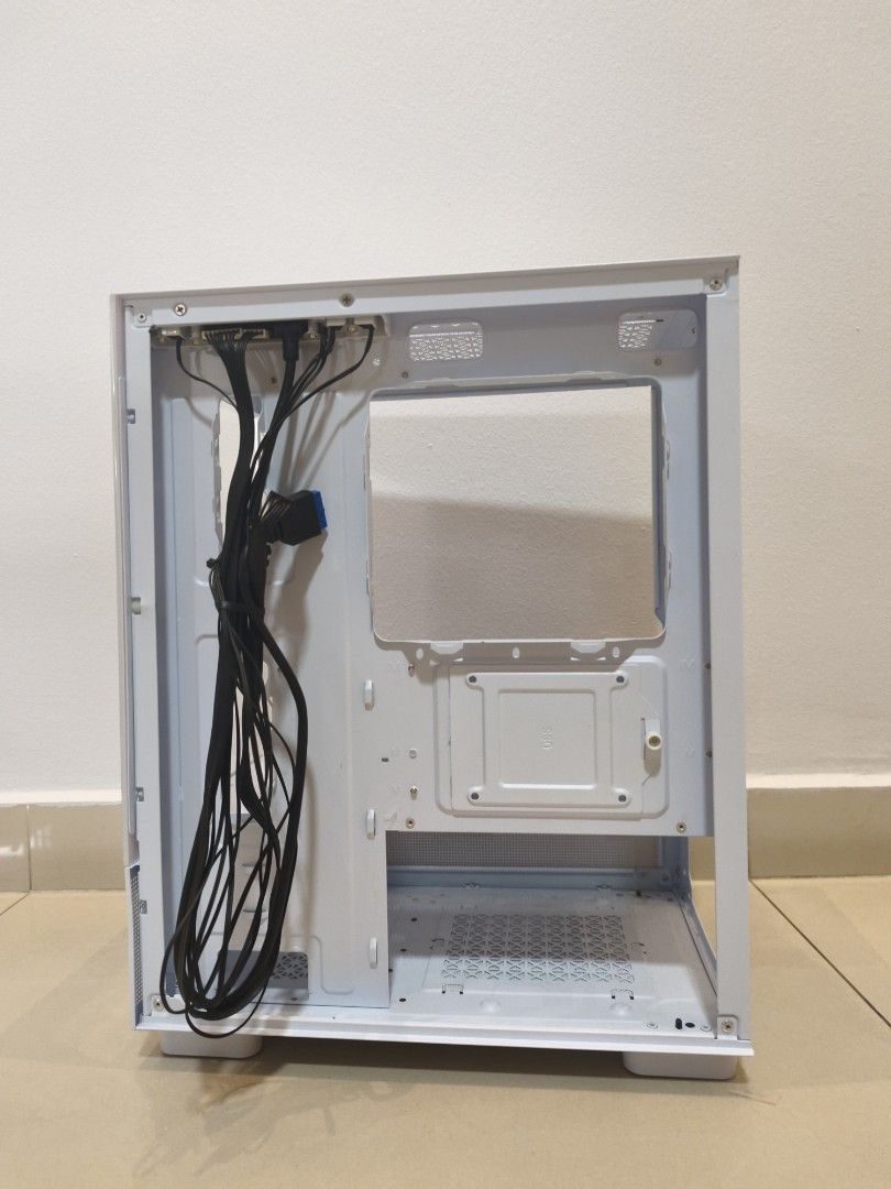 Techware Infinity M2 White PC Case (#casing #pc #computer #CPU #fishtank)419589253549926404