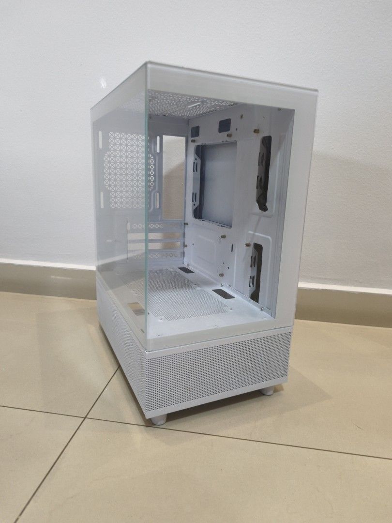 Techware Infinity M2 White PC Case (#casing #pc #computer #CPU #fishtank)419589253549926401