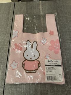 （分類：）位於 。 由 carolyuu 提交（商品編號 1430213938，圖片 1）。簡介： 。