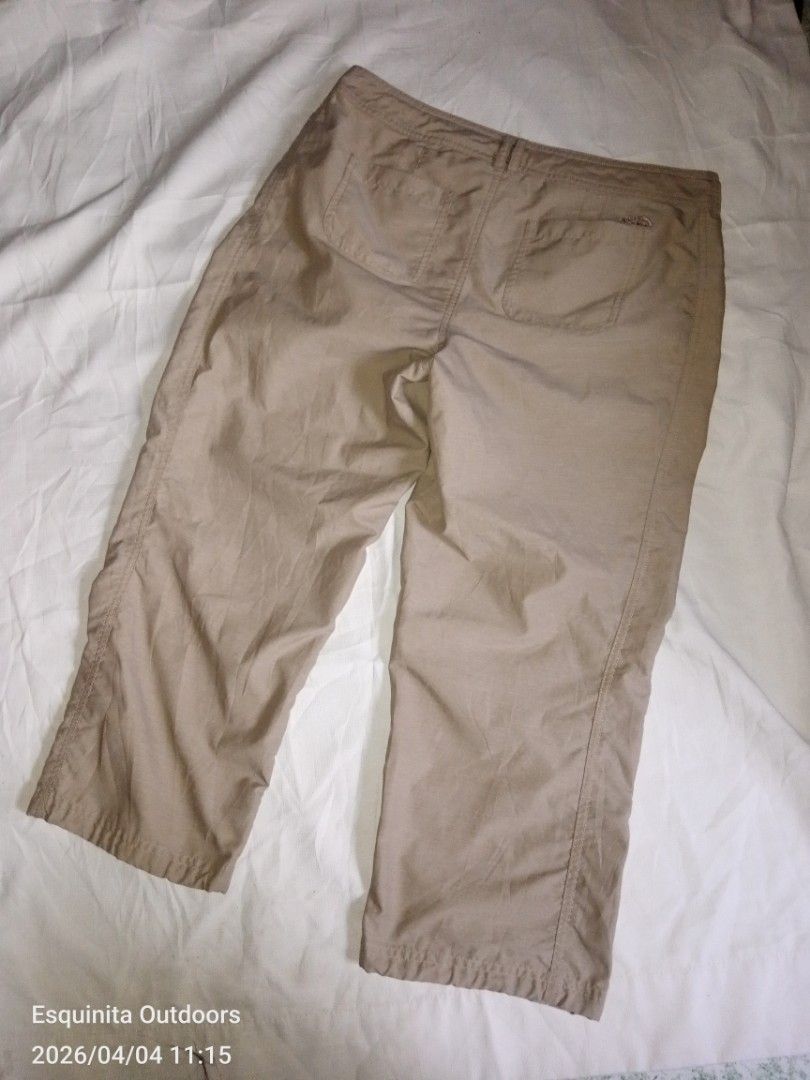 TnF Horizon 2.0 Capri pants (Category: Activewear) located in Cabuyao City. Submitted by khode025 (Listing ID 1430049008, Image 3). Description: TnF Horizon Capri Pants size 4 on tag/small to medium waist:30-32 length:30 excellent like new condition beige/tan color quick dry fabric 980 only.