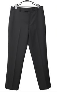 (Category: ) located in . Submitted by aclosetsale (Listing ID 1430143792, Image 1). Description: .
