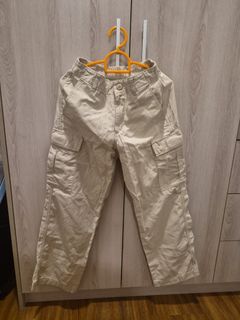(Category: ) located in . Submitted by crcloset (Listing ID 1430171023, Image 1). Description: .