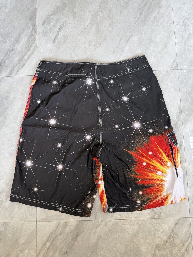 Vintage Dragonfly Led Zeppelin Graphic Shorts (Category: Shorts) located in Quezon. Submitted by se7en-e11even (Listing ID 1430064539, Image 2). Description: VINTAGE LED ZEPPELIN BY DRAGONFLY SIZE 36 PM 📥.