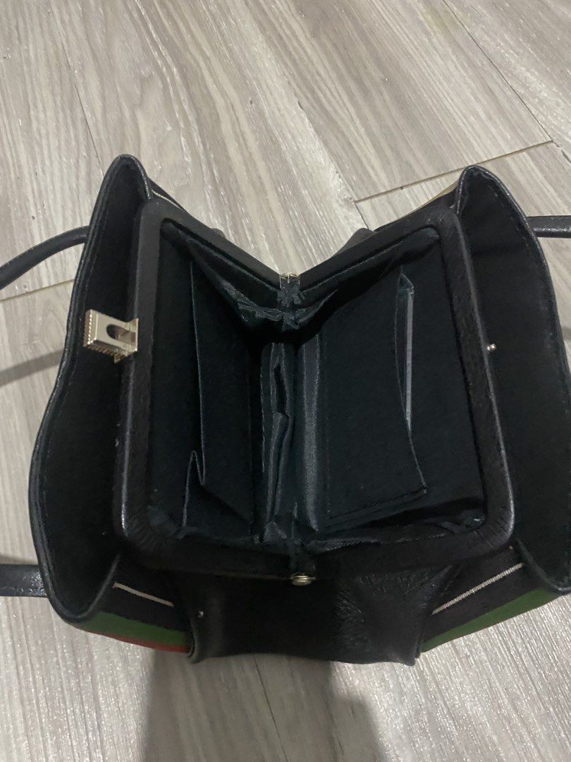 Vintage Handbag with Striped Design (Category: Luxury Bags & Wallets) located in Valenzuela. Submitted by chimera.111 (Listing ID 1430130707, Image 3). Description: Hand bag from Japan Not sure about the brand since there’s no tags but the quality is really nice Issues if any are seen in the pic.