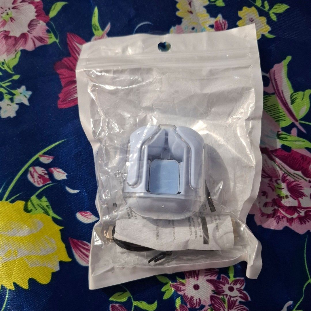 Wireless Earphones TWS pastel blue (Category: Earphones) located in Quezon City. Submitted by an.marie (Listing ID 1430203744, Image 1). Description: .