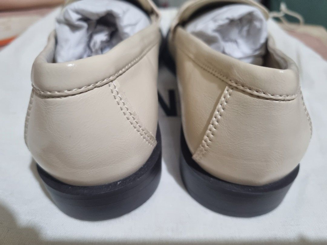 Zara Cream Loafers - Size 36 (Category: Loafers) located in Quezon City. Submitted by shopewisely (Listing ID 1430050469, Image 3). Description: Reason for selling: It's too big on me. I'm usually a size 36 but this might have a larger sizing. Could fit a size 37. includes dustbag.