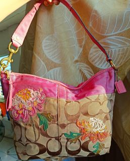 (Category: ) located in . Submitted by coachobsessed (Listing ID 1430307815, Image 1). Description: .