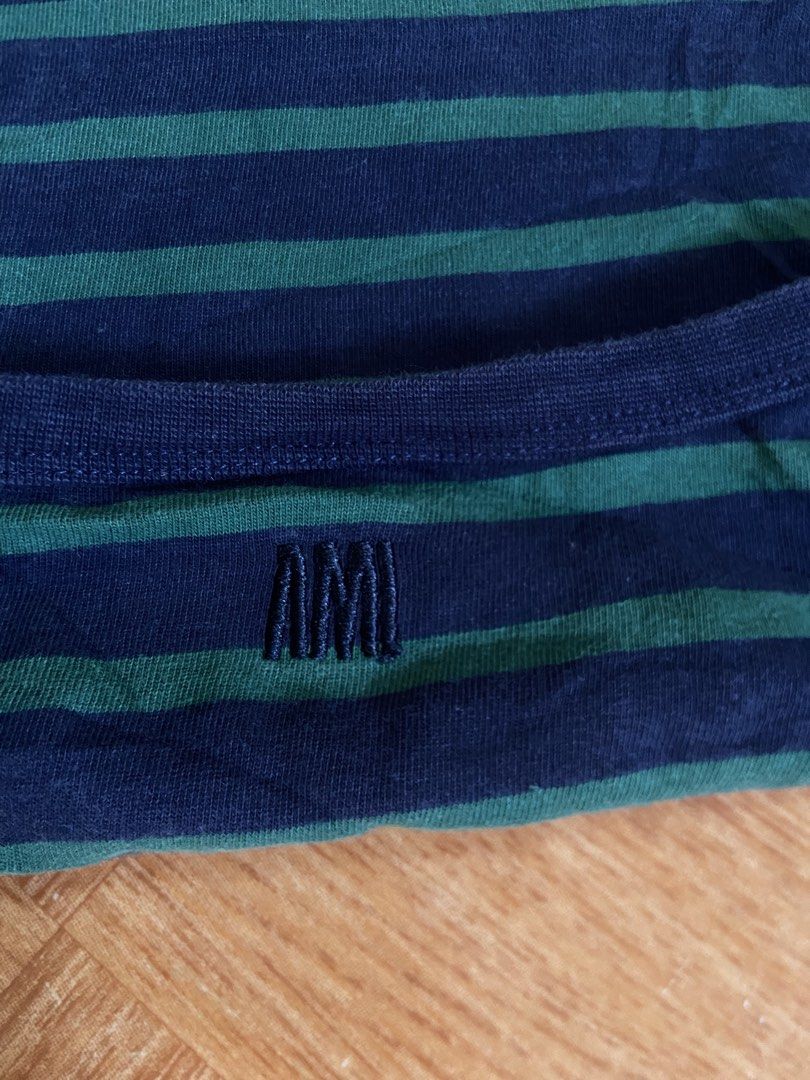 AMI Longsleeve (Category: Activewear) located in Baler. Submitted by kal-thrift (Listing ID 1430310686, Image 3). Description: 20.5Width x 26Length Excellent Condition 9.7Colorate No issue.