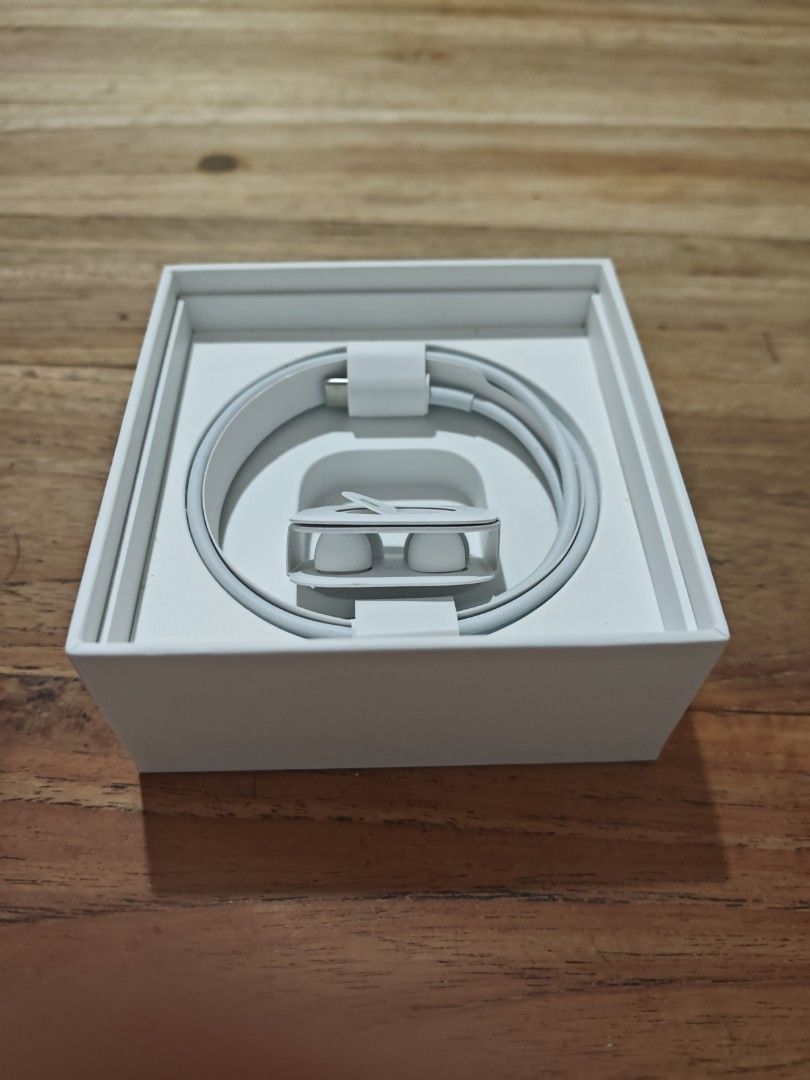 Apple AirPods Pro418596569881006085