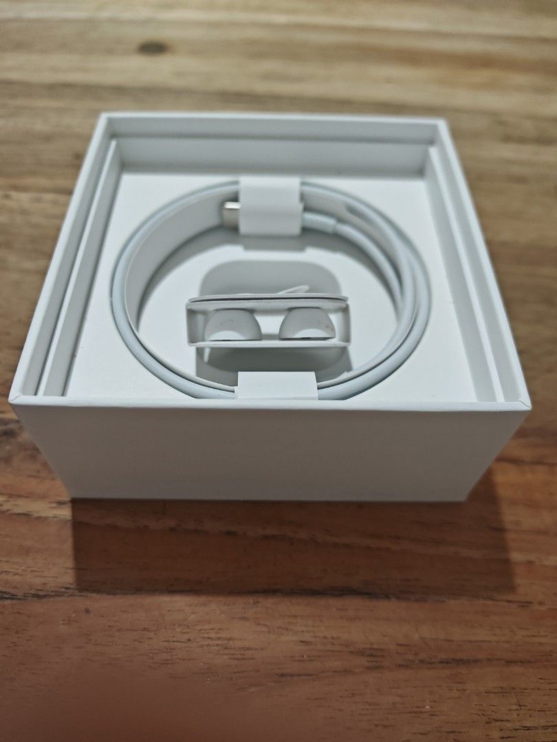 Apple AirPods Pro418596569881006086
