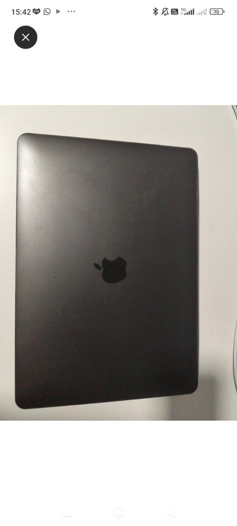 Apple MacBook  m1420602556282327040