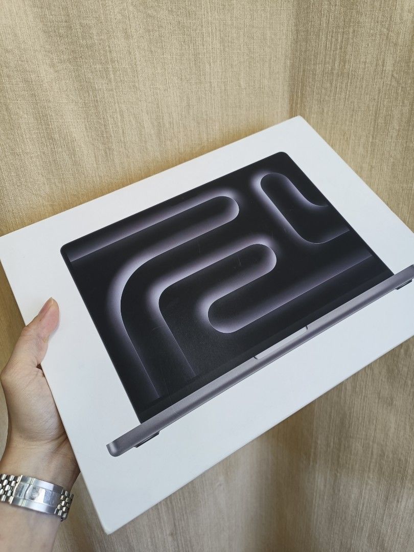 Apple MacBook Pro 14-inch M3 Chip 512GB SSD