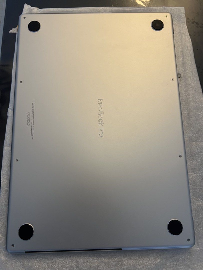 Apple MacBook Pro 16" M1 2021 / 512GB420592902975662082