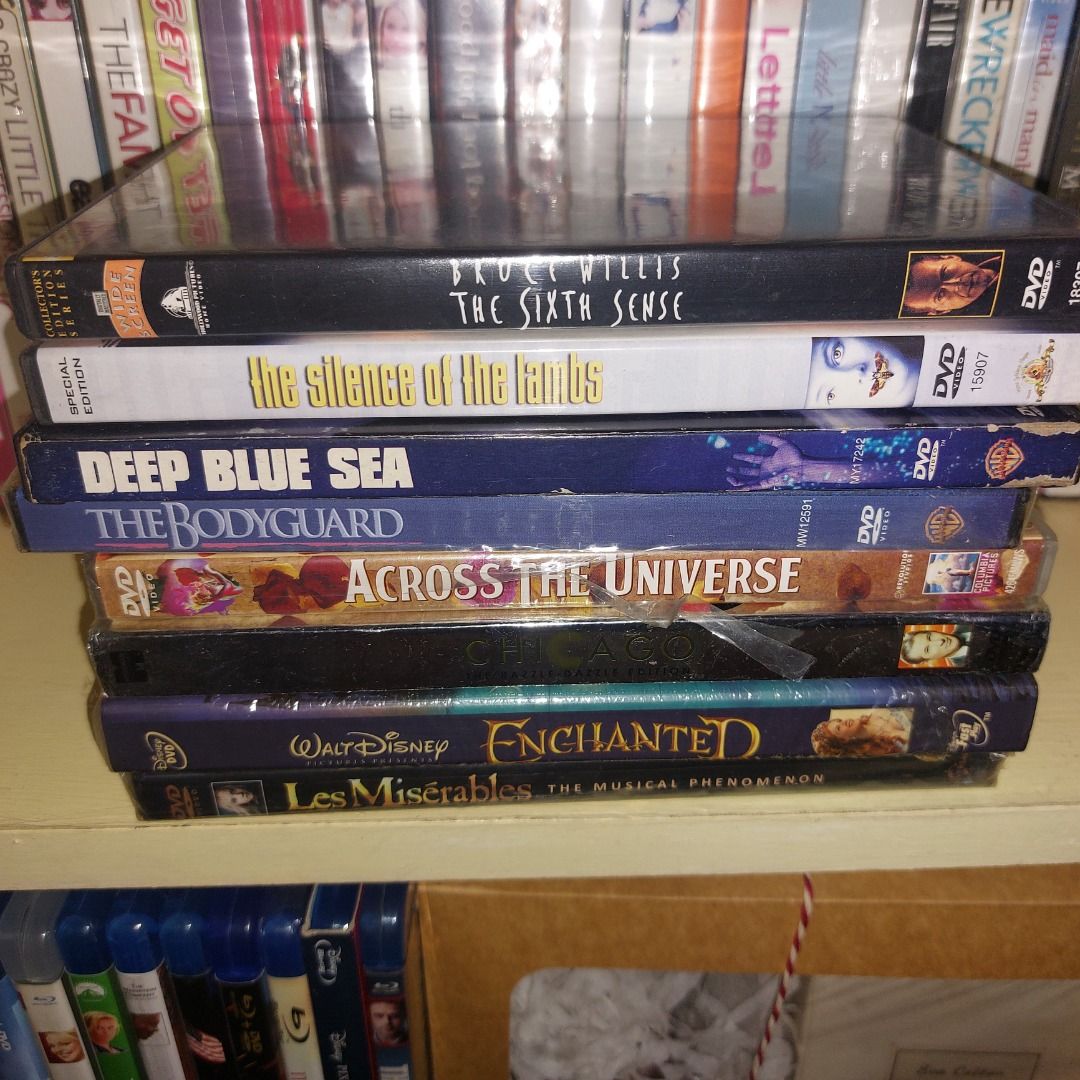 Assorted DVD Movie Collection Part 2 (Category: CDs & DVDs) located in Valenzuela. Submitted by j3k0y (Listing ID 1430363623, Image 1). Description: Various movie titles on DVD; see titles and prices below Genre: Action, Romcom, Drama, Animation, Disney, Comedy, Horror, Musical In mint condition 350 - single disc, unsealed 500 - double disc or sealed SOLD ITEMS: Mean Girls Ocean's 11 27 Dresses Love Actually The Blind Side AVAILABLE ITEMS: The Si