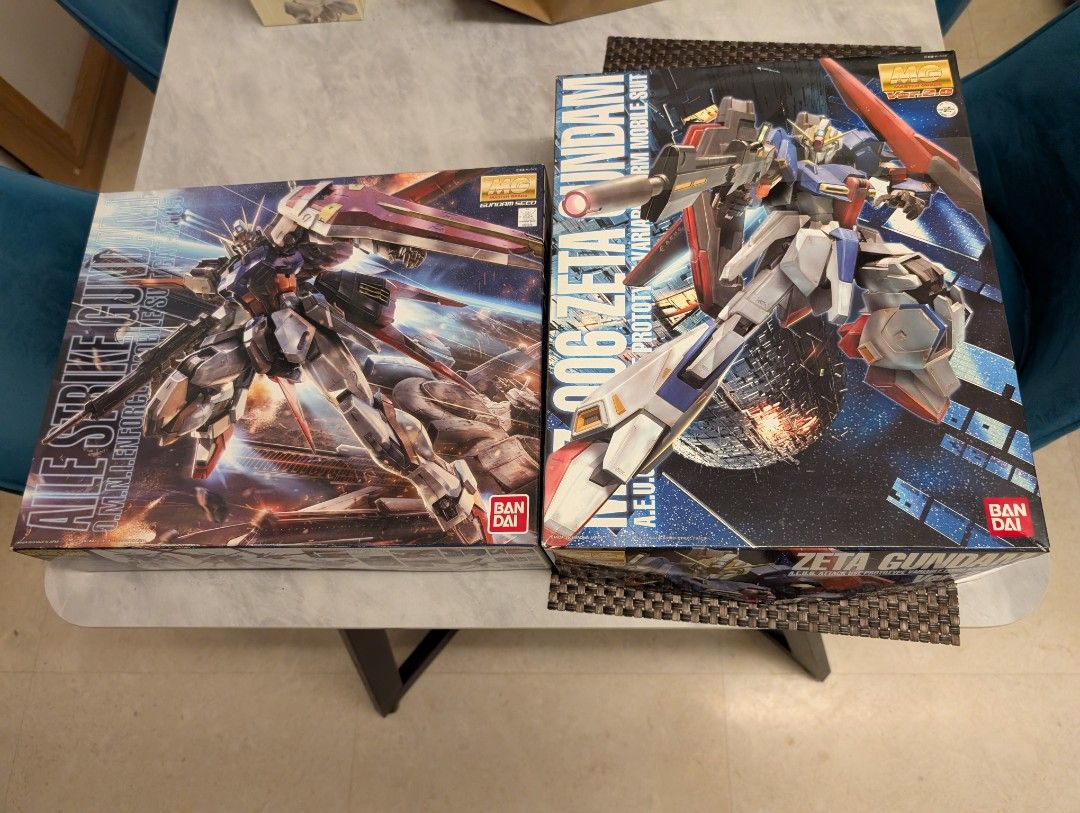 Bandai Master Grade MG 1/100 Mobile Suit Gundam GAT-X105+AQM/E-X01 Aile