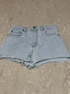 (Category: ) located in . Submitted by jolenenene (Listing ID 1430349043, Image 1). Description: .