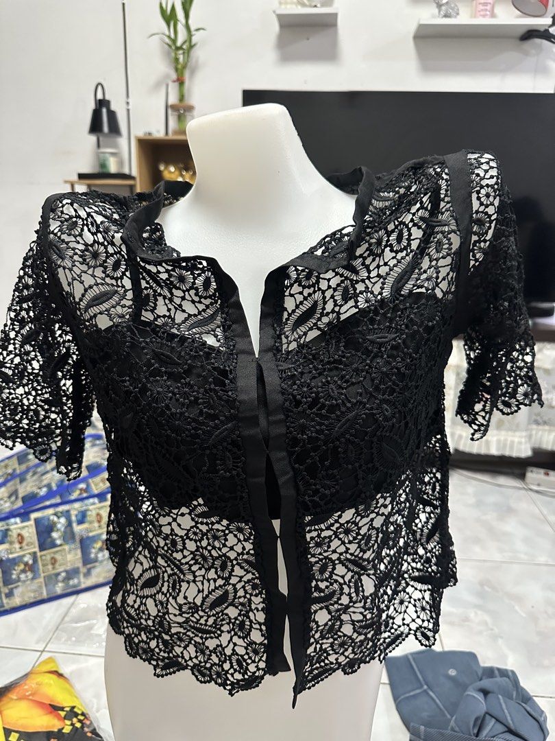 Black Lace Top (Category: Blouses) located in Quezon City. Submitted by mihoho13 (Listing ID 1430363439, Image 1). Description: .