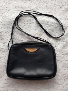 (Category: ) located in . Submitted by cfptpreloved (Listing ID 1430370628, Image 1). Description: .