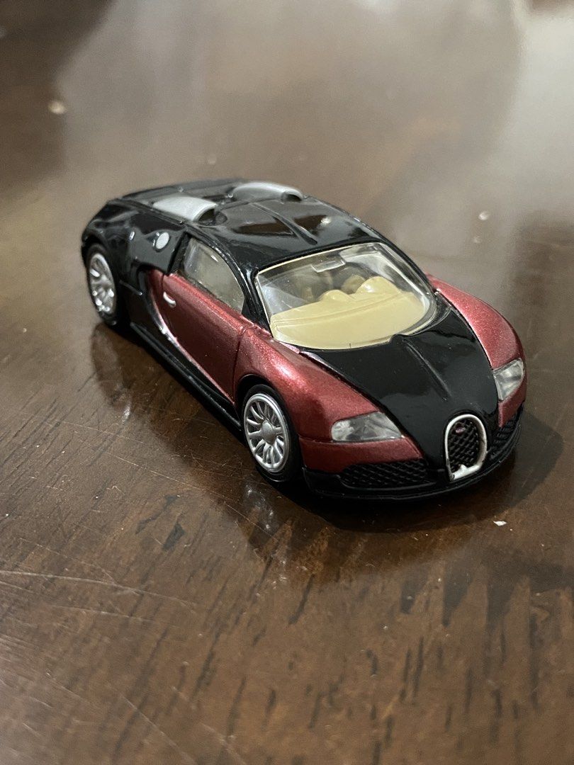 Bugatti Veyron (Tomica) (Category: Vehicle & Diecast Models) located in Las Pinas. Submitted by szntiago (Listing ID 1430346631, Image 2). Description: .
