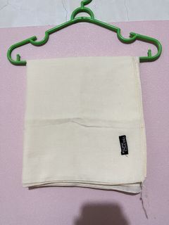 (Kategori: ) berada di . Dikirim oleh byfaora_ (ID iklan 1430354817, Gambar 1). Deskripsi: .