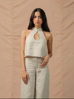 (Category: ) located in . Submitted by fashionica182 (Listing ID 1430228922, Image 1). Description: .