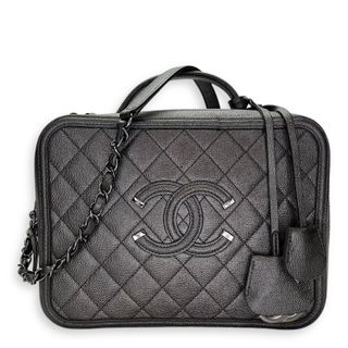 (Category: ) located in . Submitted by carousellluxury (Listing ID 1333936945, Image 1). Description: .