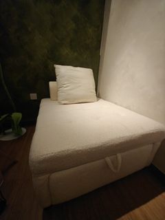 (Category: ) located in . Submitted by weiliangchia (Listing ID 1425360115, Image 1). Description: .
