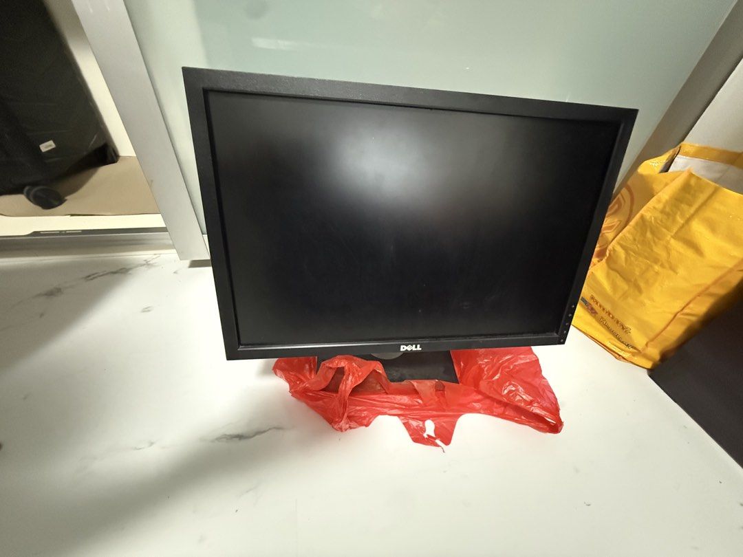 Dell Monitor with Cables