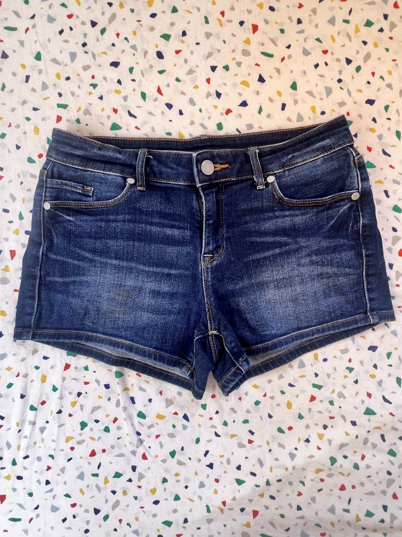 Denim Shorts (Category: Shorts) located in Rizal. Submitted by addyandy (Listing ID 1430278999, Image 2). Description: Condition: New like Prize: 250.00 each or 600.00 as pack Decluterring.
