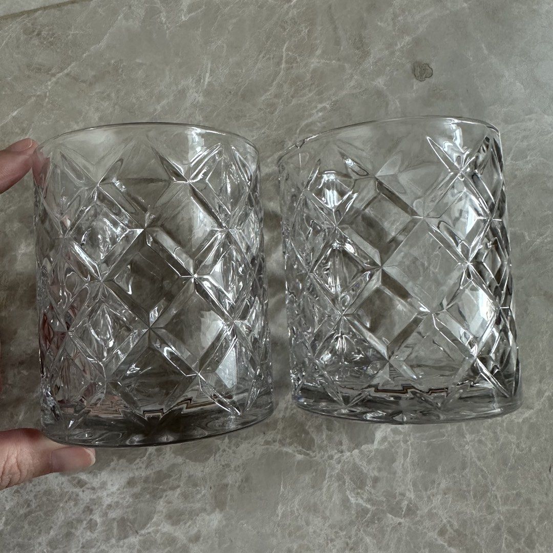 Diamond Cut Whiskey Glasses - Set of 2446883336207083521