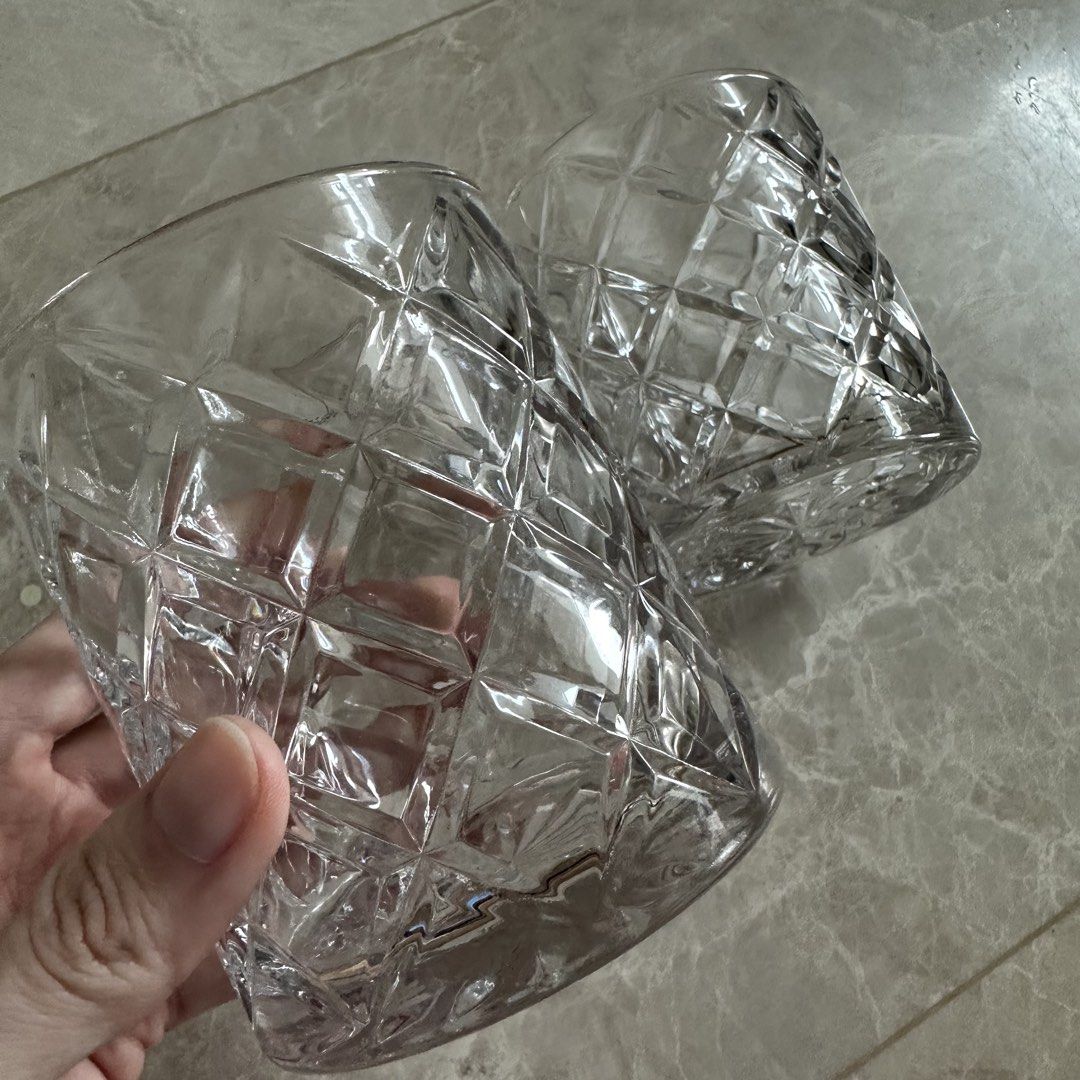 Diamond Cut Whiskey Glasses - Set of 2446883336207083523