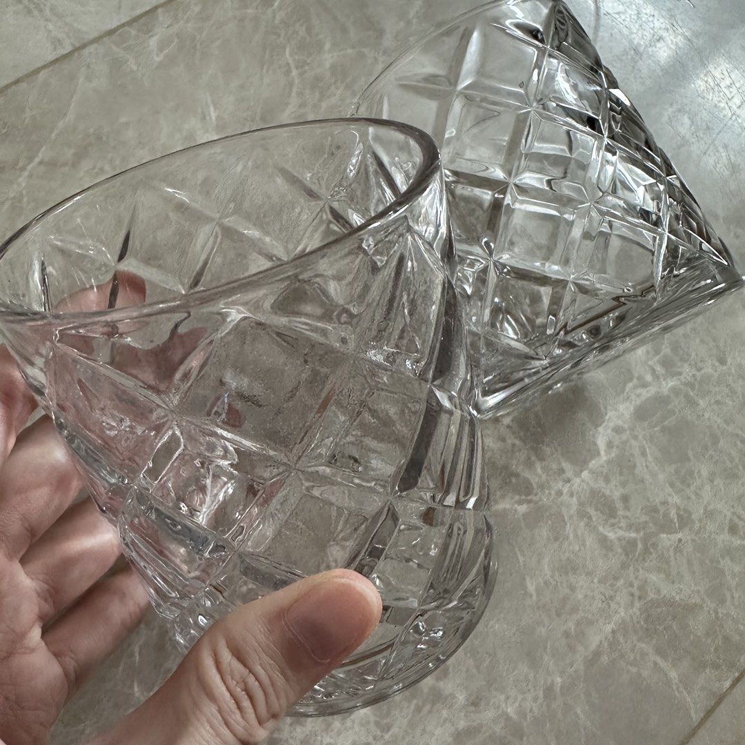 Diamond Cut Whiskey Glasses - Set of 2446883336207083524